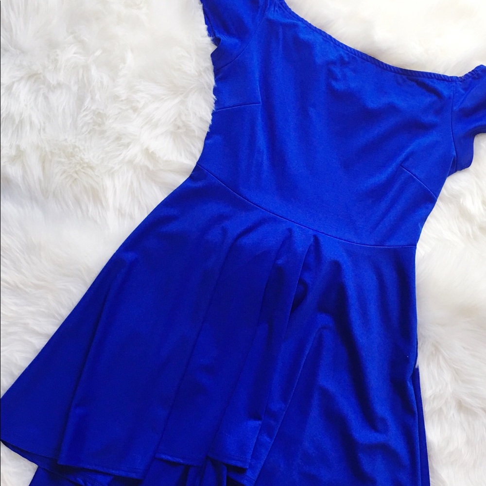 EUC Off the shoulder high low dress